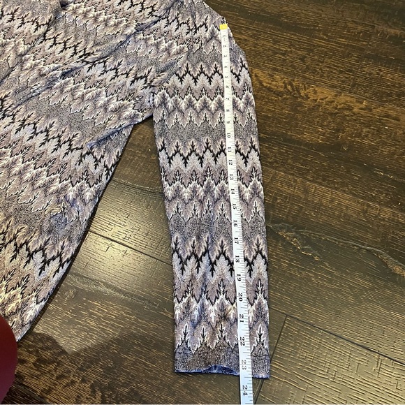 Travelers by Chico's | Gray lightweight knitted cardigan - Picture 6 of 8